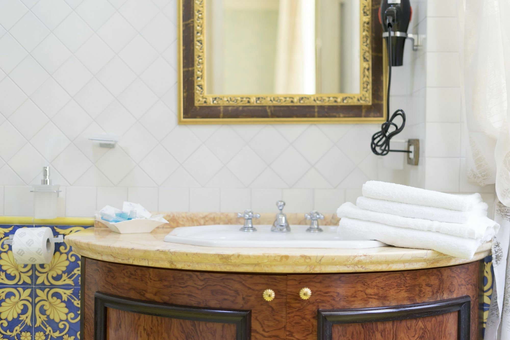 B&B 'O Sole Mio! Napoli Ngoại thất bức ảnh