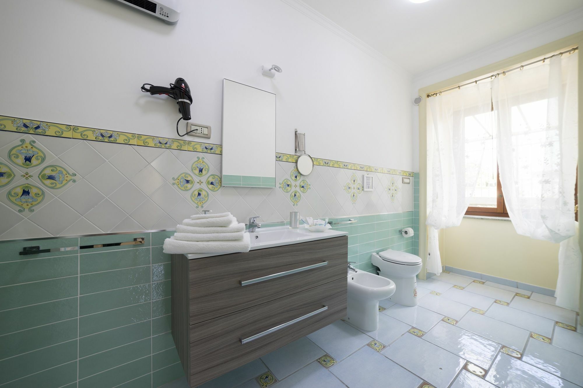 B&B 'O Sole Mio! Napoli Ngoại thất bức ảnh