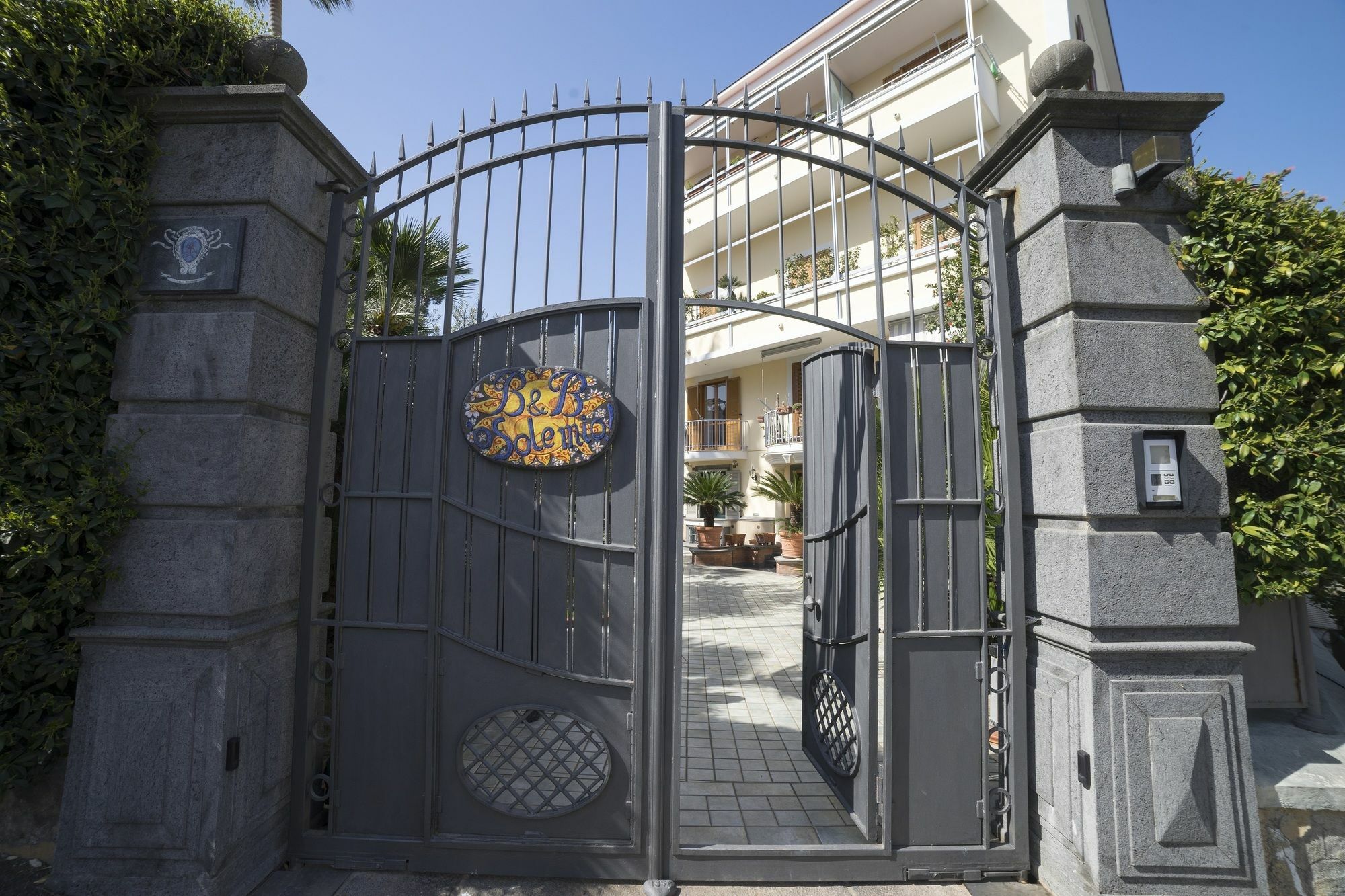 B&B 'O Sole Mio! Napoli Ngoại thất bức ảnh