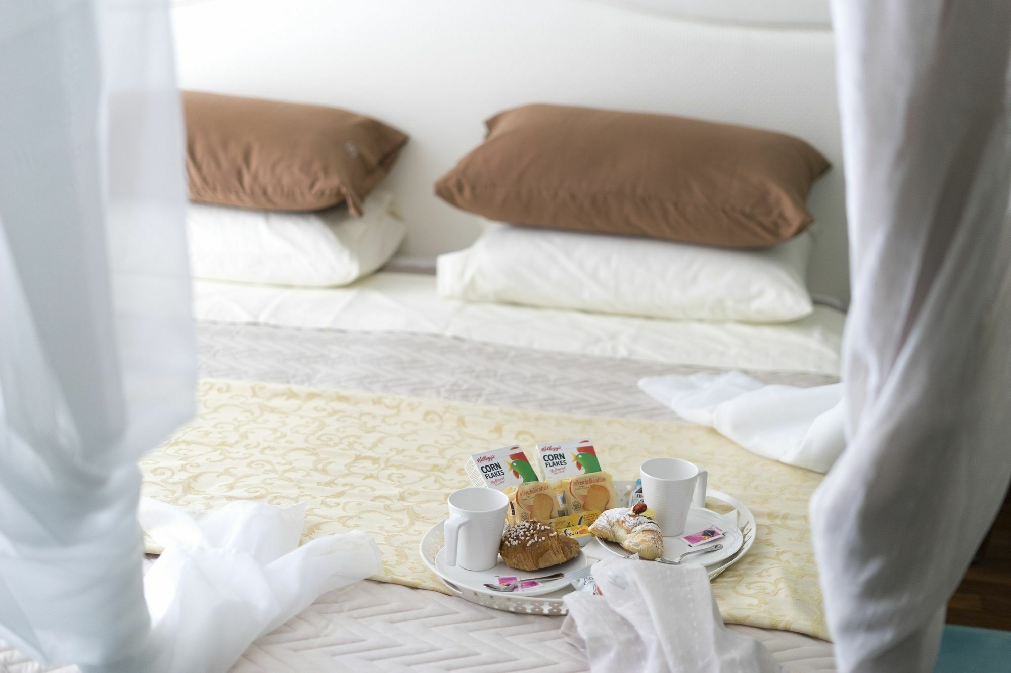 B&B 'O Sole Mio! Napoli Ngoại thất bức ảnh