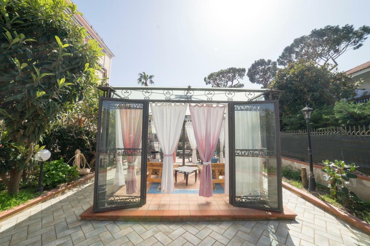 B&B 'O Sole Mio! Napoli Ngoại thất bức ảnh