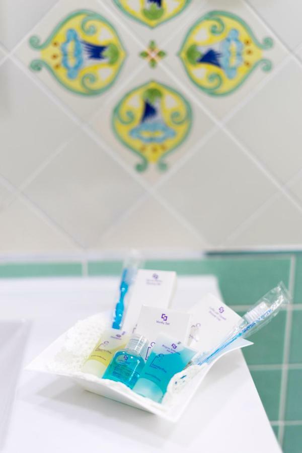 B&B 'O Sole Mio! Napoli Ngoại thất bức ảnh